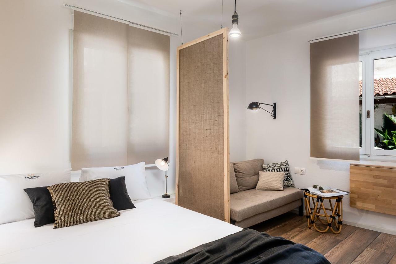 Artemide City Places- Petite Apartments Chrissi Akti Chania Exterior foto