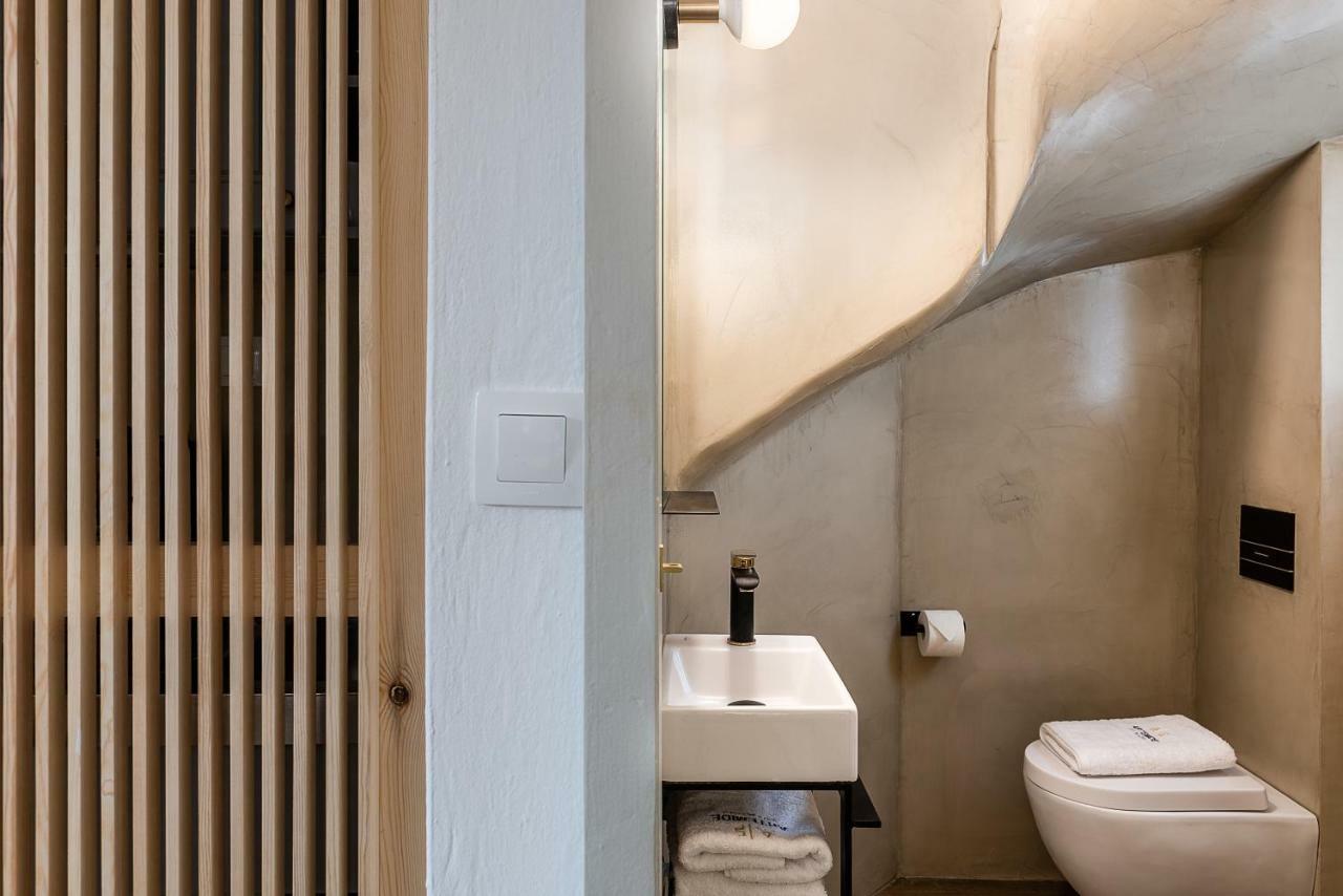 Artemide City Places- Petite Apartments Chrissi Akti Chania Exterior foto